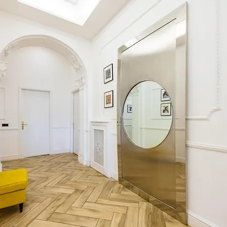 Elite Art Palace By Napoliapartments Lejlighed *